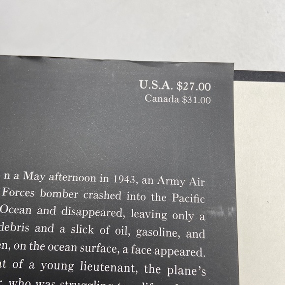 LAURA HILLENBRAND Hardcover UNBROKEN - Picture 9 of 9